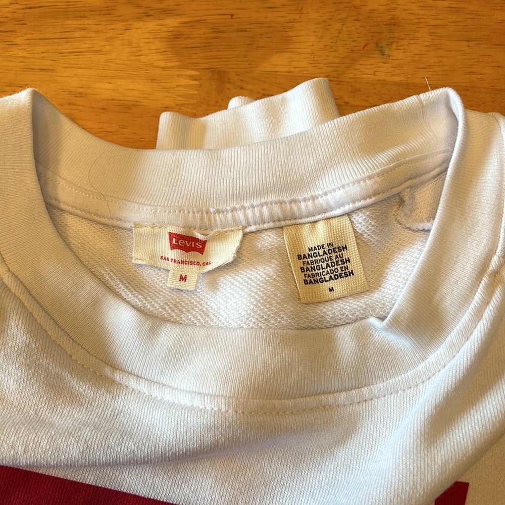 Women’s Levi’s sweatshirt - Picture 3 of 8